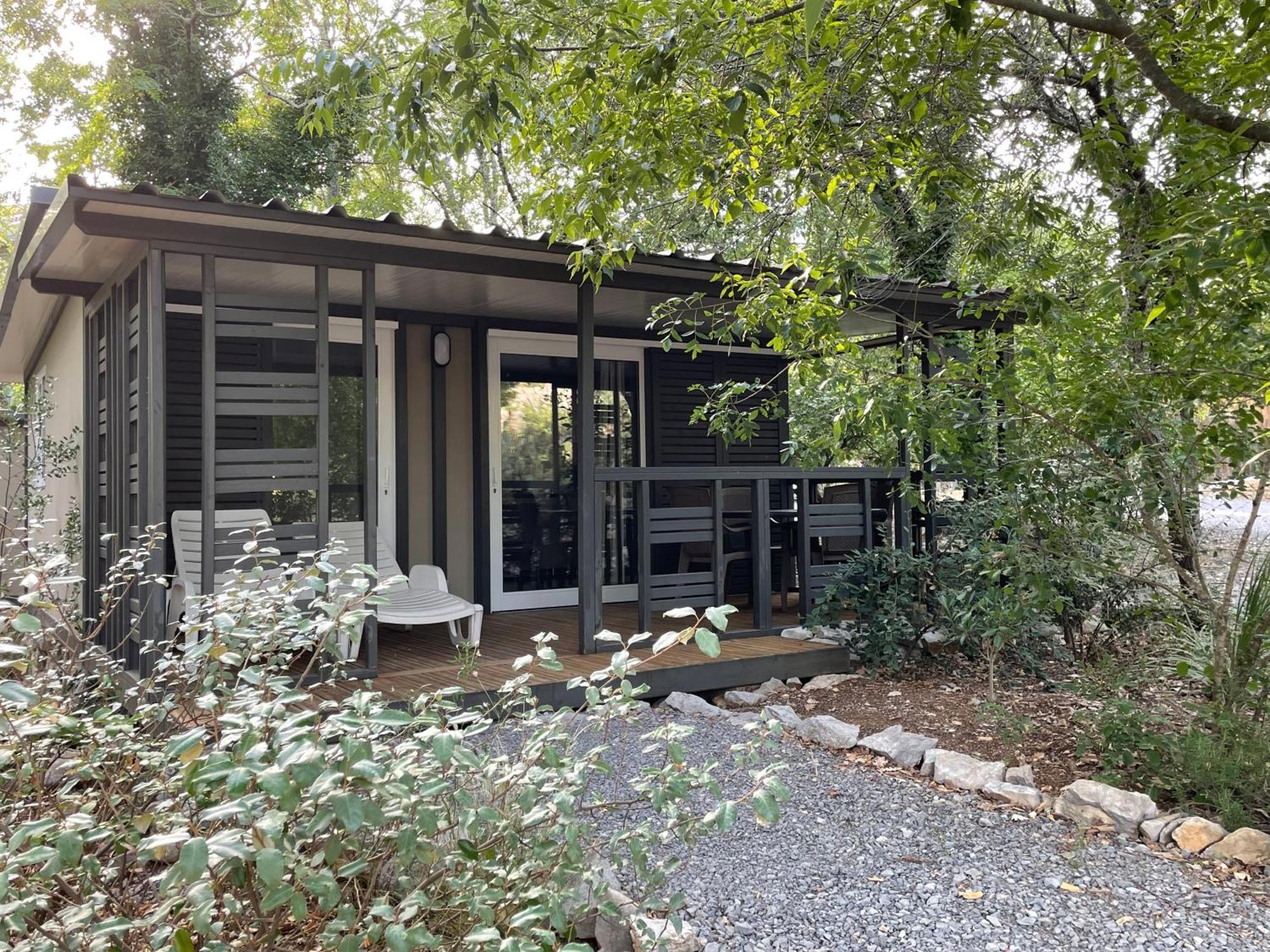 Les Chalets De Labeaume Luaran gambar