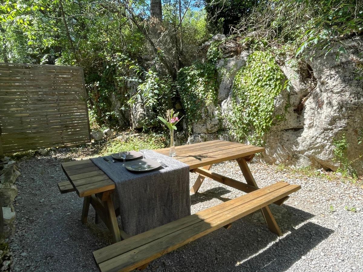 Les Chalets De Labeaume Luaran gambar