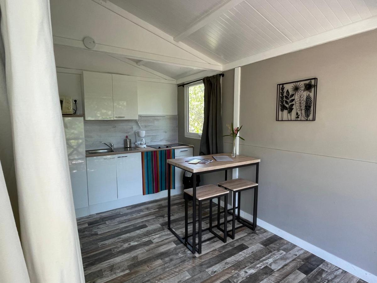 Les Chalets De Labeaume Luaran gambar