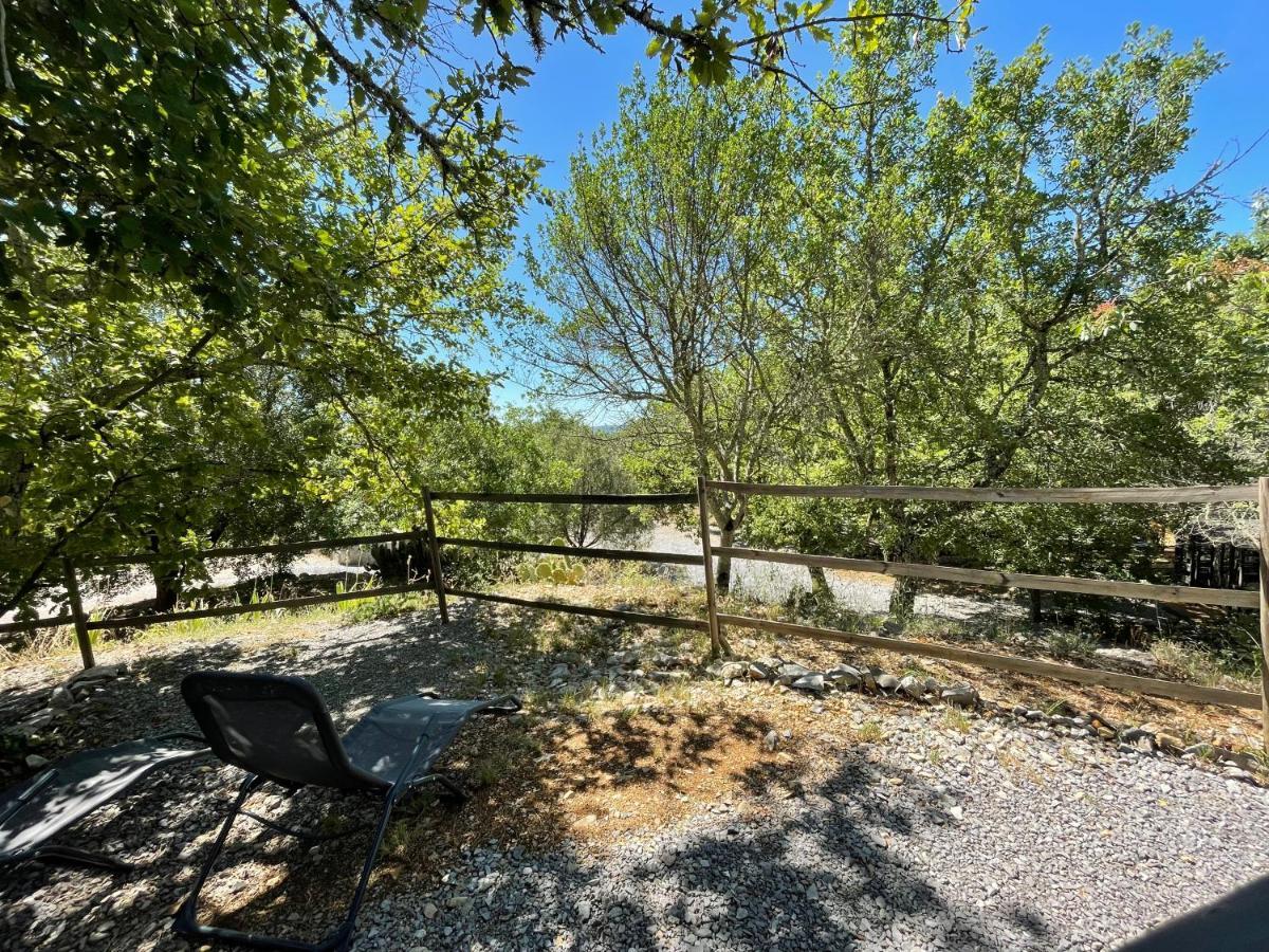 Les Chalets De Labeaume Luaran gambar