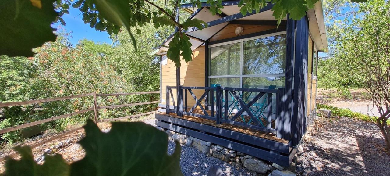 Les Chalets De Labeaume Luaran gambar