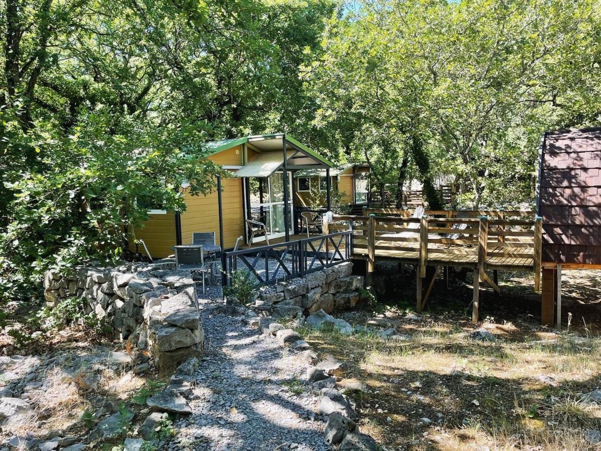 Les Chalets De Labeaume Luaran gambar