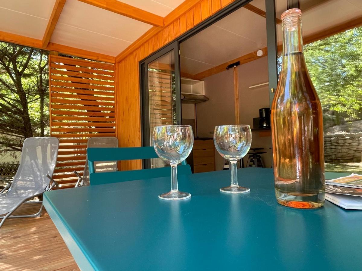Les Chalets De Labeaume Luaran gambar