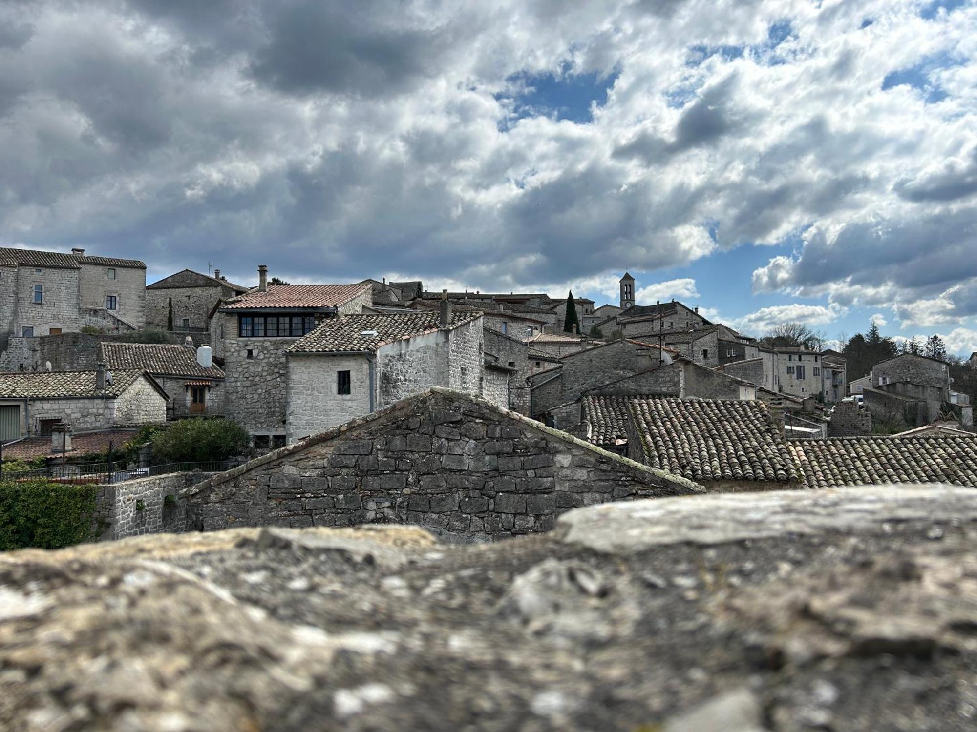 Les Chalets De Labeaume Luaran gambar