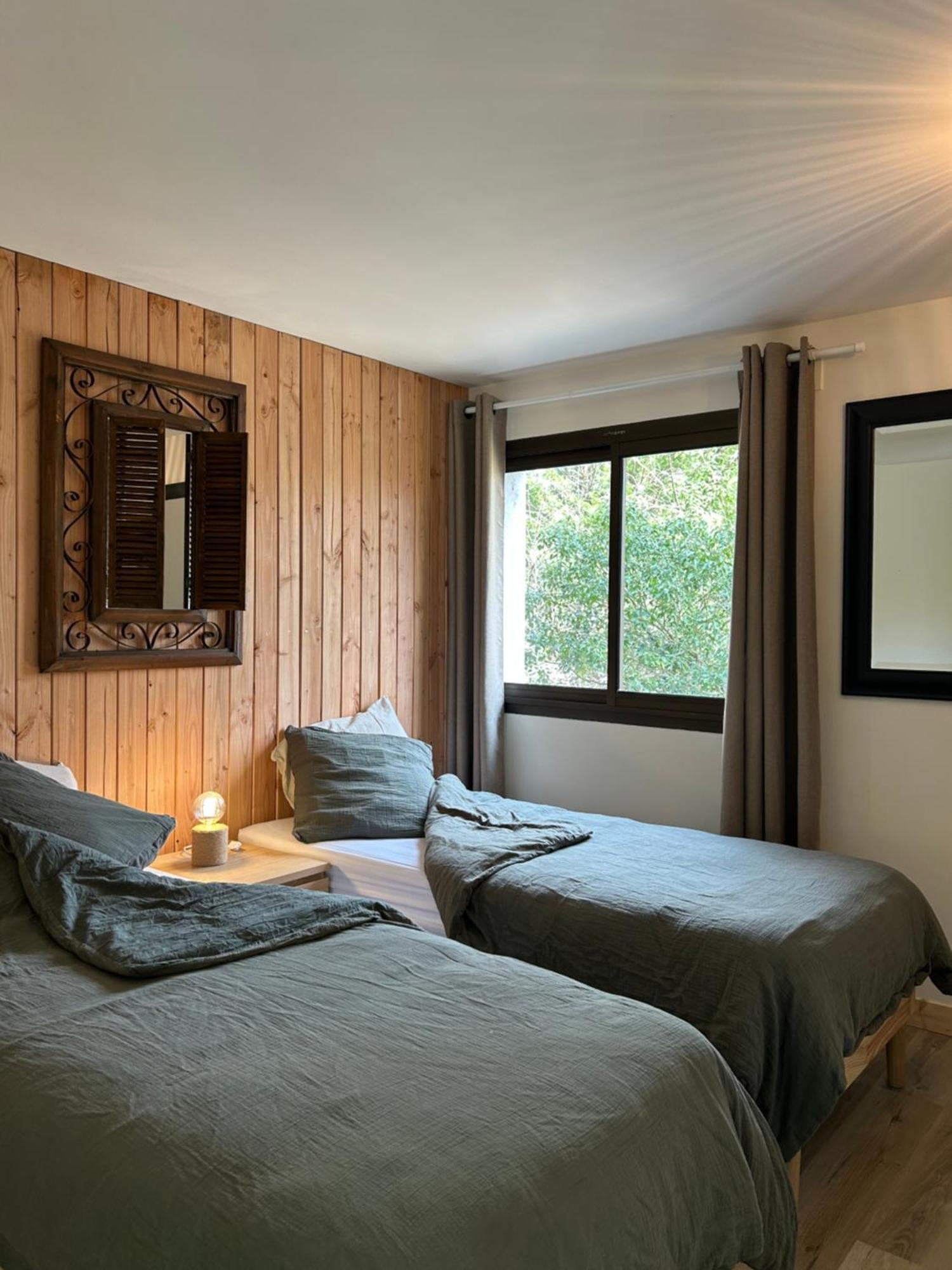 Les Chalets De Labeaume Luaran gambar